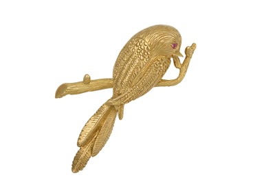 Lot 434 - A VINTAGE BOUCHERON NOVELTY BROOCH, modelled...