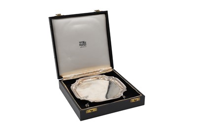 Lot 457 - A MODERN SQUARE FORM SILVER SALVER, set on...