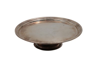 Lot 463 - A CIRCULAR MODERN IRISH SILVER TAZZA, By Royal...