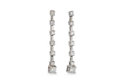 Lot 27 - A PAIR OF DIAMOND DROP EARRINGS, the brilliant...