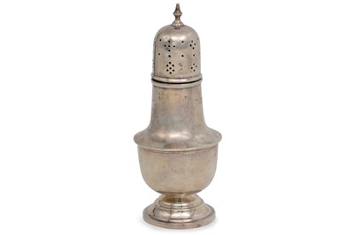 Lot 490 - A SILVER SUGAR CASTER, 135 g.