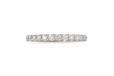 Lot 192 - A DIAMOND HALF ETERNITY RING, the brilliant...