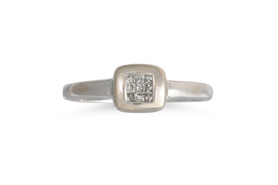Lot 321 - A DIAMOND CLUSTER RING, of square form mounted...