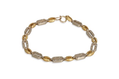Lot 290 - A VINTAGE DIAMOND SET BRACELET, 9ct white and...