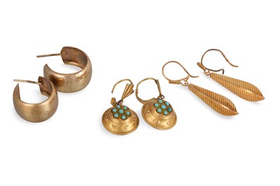 Lot 296 - THREE PAIRS OF VINTAGE 9CT GOLD EARRINGS, 7 g.