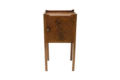 Lot 501 - A GEORGIAN INLAID MAHOGANY SINGLE DOOR BEDSIDE...
