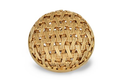 Lot 326 - A DRESS RING, of 18ct yellow gold circular...