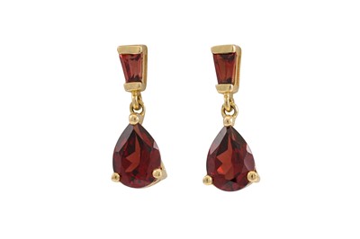 Lot 138 - A PAIR OF GARNET DROP EARRINGS, mounted in 9ct...
