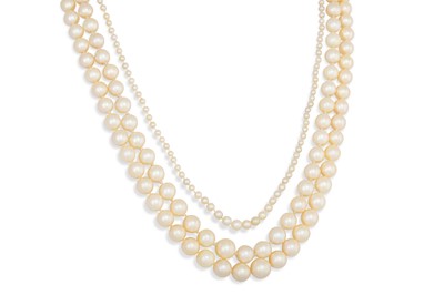 Lot 351 - A COLLECTION OF THREE CULTURED PEARL STRANDS,...