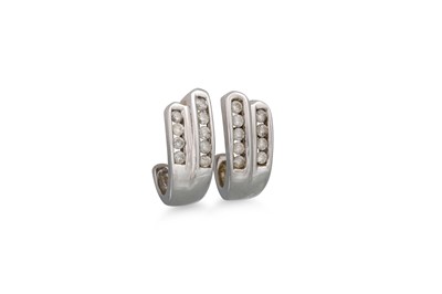 Lot 364 - A PAIR OF DIAMOND SET EARRINGS, the brilliant...