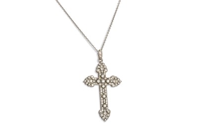 Lot 366 - AN EDWARDIAN STYLE DIAMOND SET CROSS, mounted...