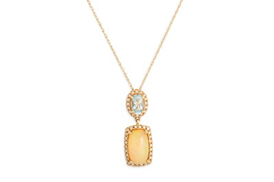 Lot 368 - AN OPAL AND AQUAMARINE CLUSTER PENDANT,...