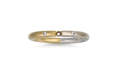 Lot 283 - A THREE STONE DIAMOND RING, mounted in two...