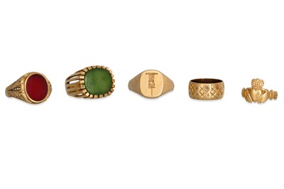 Lot 386 - A COLLECTION OF FIVE LADY'S & GENT'S GOLD...
