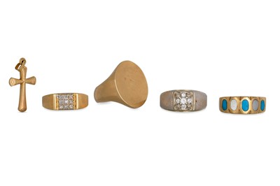 Lot 387 - A COLLECTION OF FOUR GOLD RINGS, two diamond...