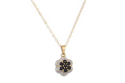 Lot 59 - A DIAMOND AND SAPPHIRE CLUSTER PENDANT,...