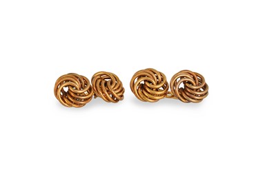 Lot 60 - A PAIR OF 9CT GOLD KNOT CUFFLINKS, 3g