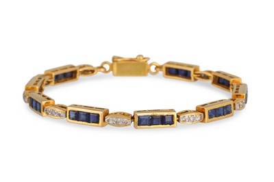 Lot 95 - A DIAMOND AND SAPPHIRE BRACELET, the princess...