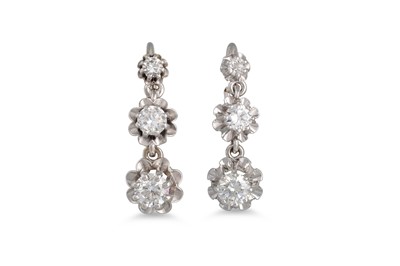 Lot 172 - A PAIR OF VINTAGE THREE STONE DIAMOND DROP...