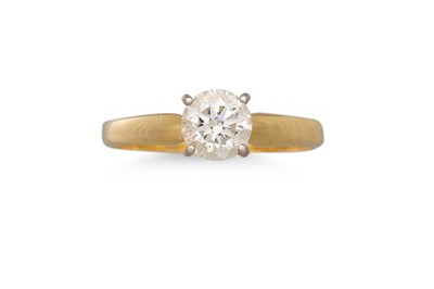 Lot 212 - A DIAMOND SOLITAIRE RING, the brilliant cut...