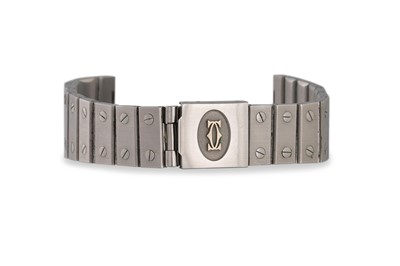 Lot 392 - A STAINLESS STEEL CARTIER SANTOS WRIST WATCH,...