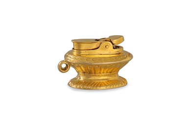 Lot 254 - A 9CT GOLD CHARM, in the form of a gas lighter,...