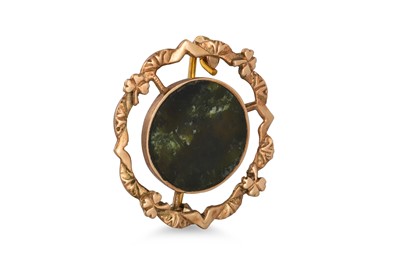 Lot 276 - A VINTAGE CONNEMARA MARBLE BROOCH, of circular...
