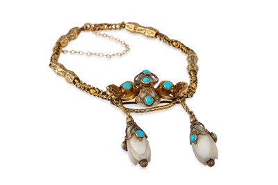 Lot 285 - AN 18CT GOLD VINTAGE BRACELET, set with...