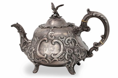 Lot 461 - A VICTORIAN SILVER TEAPOT, London, 1845, eagle...