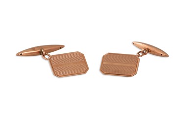 Lot 33 - A PAIR OF ANTIQUE CUFFLINKS, the rectangular...