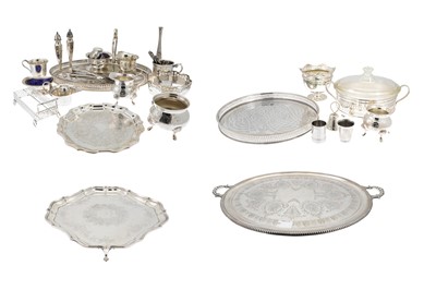 Lot 545 - AN IMPRESSIVE LARGE OVAL TWIN HANDLED SILVER...