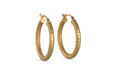 Lot 131 - A PAIR OF 18CT GOLD HOOP EARRINGS