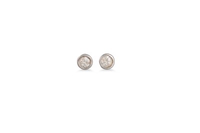 Lot 191 - A PAIR OF DIAMOND COLLET SET STUD EARRINGS....
