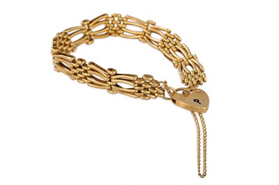Lot 194 - A 9CT YELLOW GOLD FANCY GATE LINK BRACELET,...