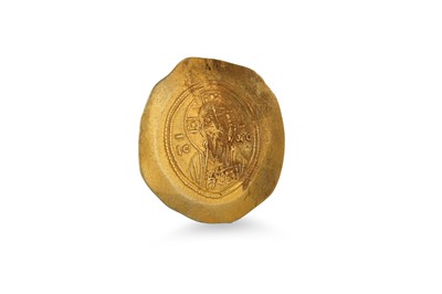 Lot 519 - A BYSANTINE HAMMERED GOLD NOMISMA COIN, bust...