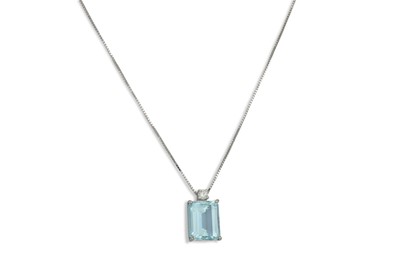 Lot 362 - AN AQUAMARINE AND DIAMOND PENDANT, the...