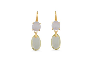 Lot 365 - A PAIR OF LEMON QUARTZ AND CHALCEDONY DROP...