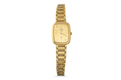 Lot 201 - A LADY'S GLYCINE 9CT GOLD WRIST WATCH, cased