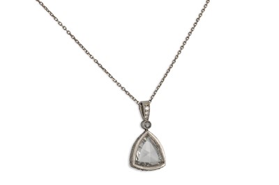 Lot 399 - A DIAMOND PENDANT, the triangular diamond...