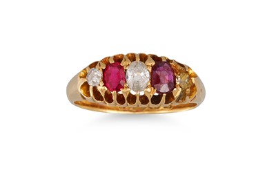 Lot 56 - AN ANTIQUE RUBY & DIAMOND FIVE STONE RING,...