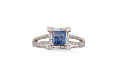 Lot 394 - A SAPPHIRE AND DIAMOND CLUSTER RING, mounted...