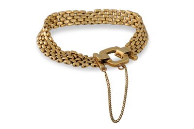 Lot 294 - AN 18CT YELLOW GOLD FLEXIBLE BRICK LINK...