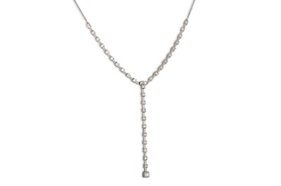 Lot 228 - A DIAMOND NECKLACE, the brilliant cut diamonds...