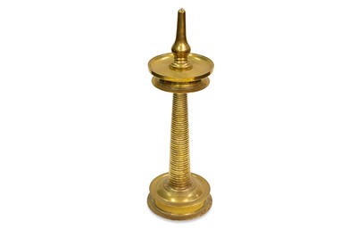 Lot 509 - A TRADITIONAL BRASS KERALA NILAVILAKKU OIL LAMP