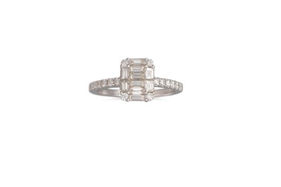 Lot 214 - A DIAMOND CLUSTER RING, illusion set in 18ct...
