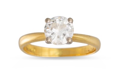 Lot 302 - A DIAMOND SOLITAIRE RING, the brilliant cut...