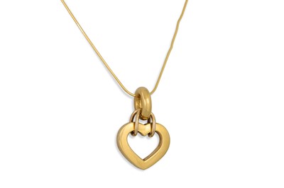 Lot 352 - A GOLD HEART SHAPED PENDANT, in 18ct yellow...