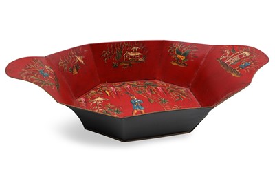 Lot 577 - A CHINOISERIE JAPANNED BOAT SHAPED FRUIT BOWL,...