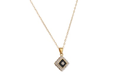 Lot 103 - A DIAMOND AND SAPPHIRE CLUSTER PENDANT, in...