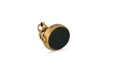 Lot 31 - AN ANTIQUE 18CT YELLOW GOLD SEAL, set with...
